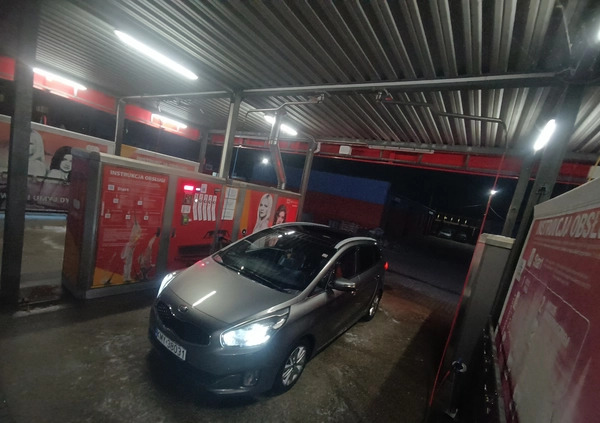 Kia Carens cena 42000 przebieg: 230000, rok produkcji 2015 z Myślenice małe 781